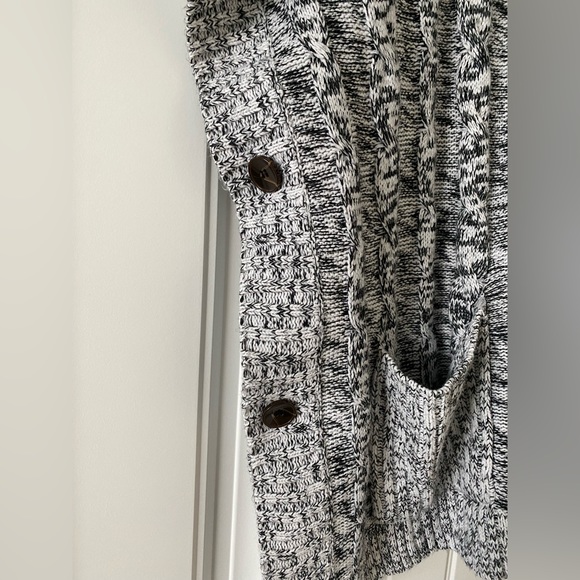 One Size Turtleneck Poncho Style Sweater - Picture 3 of 5